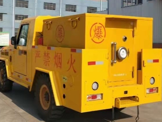 祁门凯龙爆破器材运输车：保障爆破任务的安全运行
